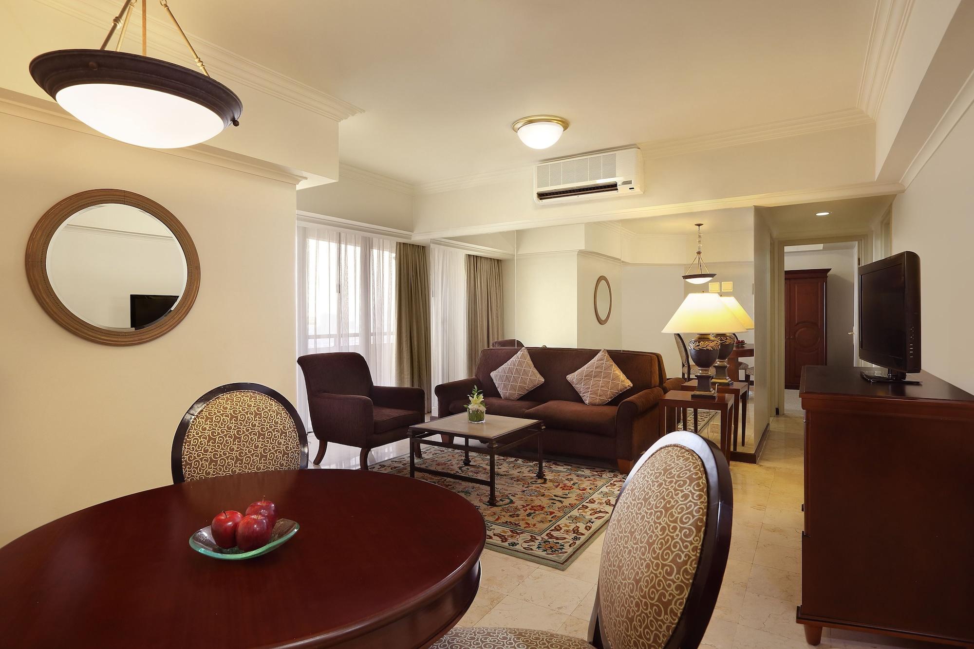 Aryaduta Suite Semanggi Jakarta Exterior foto